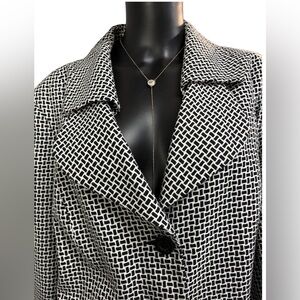 Investments Black and White Textured Blazer 3/4 sleeve